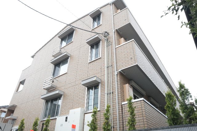 建物外観　落ち着いた雰囲気の外観です