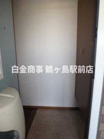 玄関　同じ間取り別の部屋の写真になります