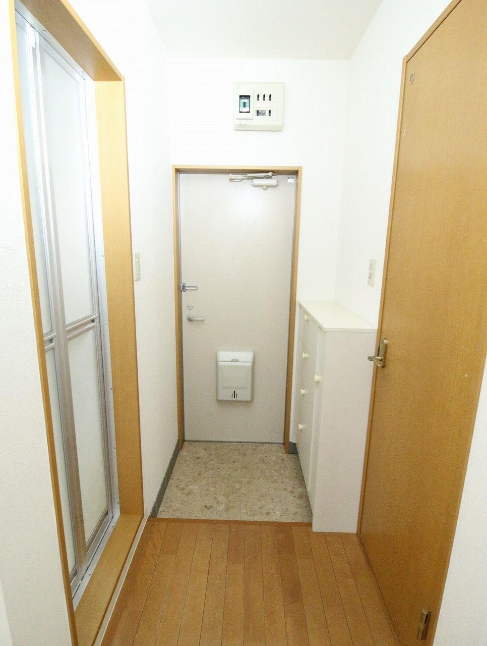 玄関　玄関