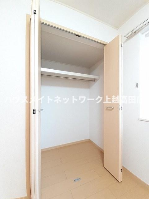 収納　クローゼット