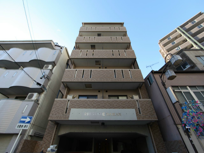 建物外観　外観　オートロック　防犯カメラ付　外壁タイル張り