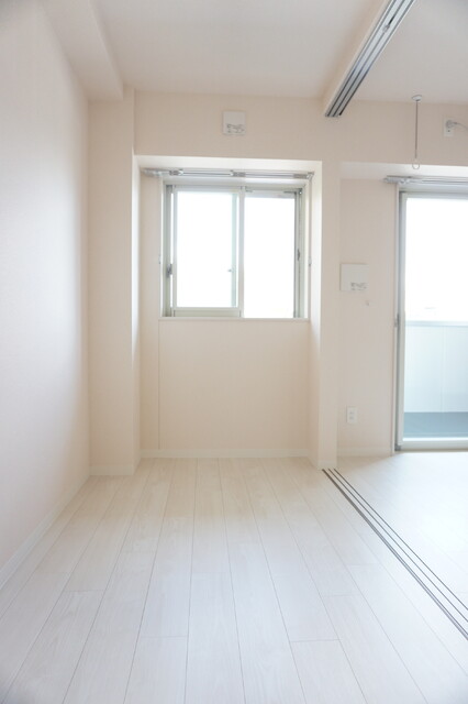 その他部屋・スペース　※同タイプ参考写真（床、壁、建具の色が異なる場合があります）