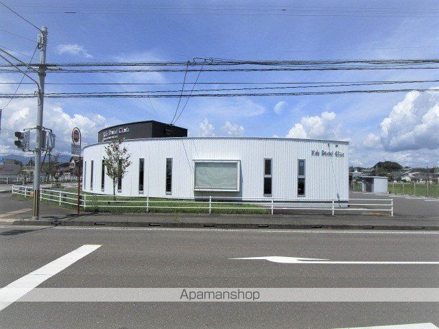 病院　キッズデンタルクリニック（病院）まで815m