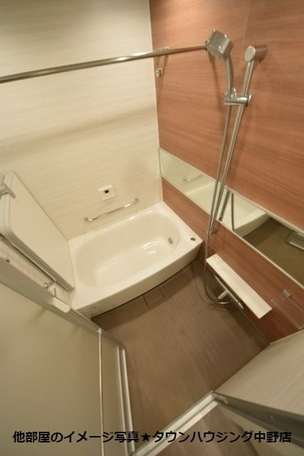 バス・シャワールーム　※他部屋参考写真※