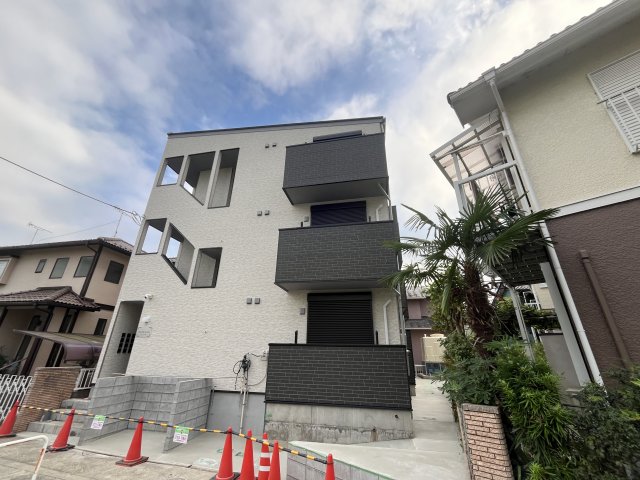 建物外観　★事務所相談★外国籍相談★ルームシェア相談★新築★駅近★
