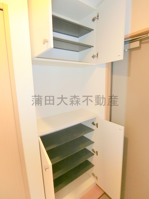 その他設備　玄関収納