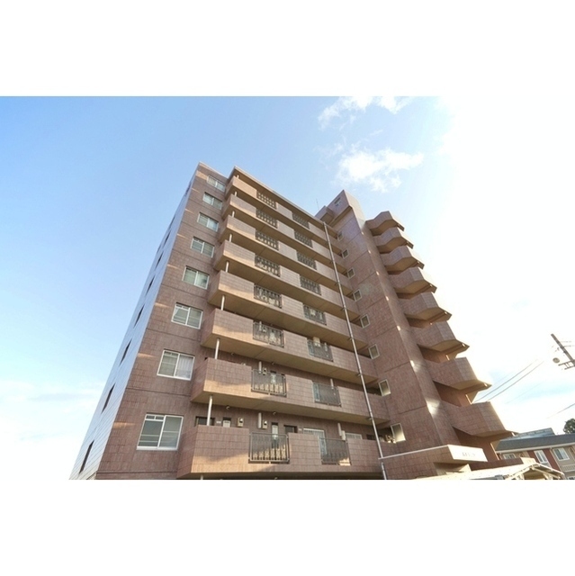 建物外観　鉄筋コンクリートマンション