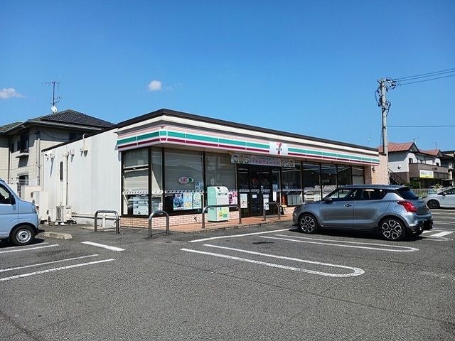 コンビニ　セブンイレブン多治米4丁目店（コンビニ）まで160m
