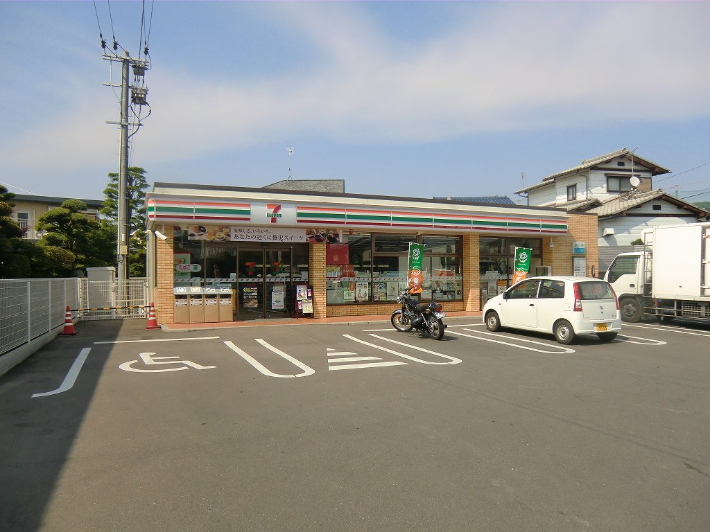 コンビニ　セブンイレブン 筑紫野俗明院店（コンビニ）まで633m