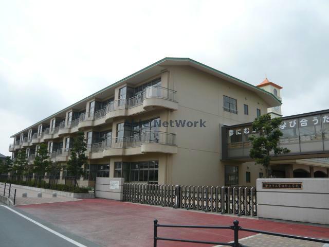 小学校　磐田市立豊田南小学校（小学校）まで723m