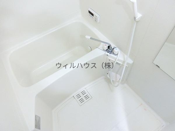バス・シャワールーム　キレイにリフォームされています！