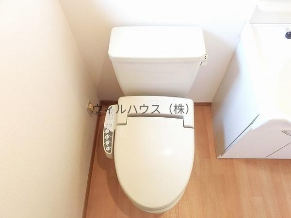 トイレ　ウォシュレット！