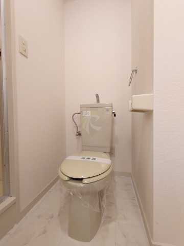 トイレ　別部屋参考写真