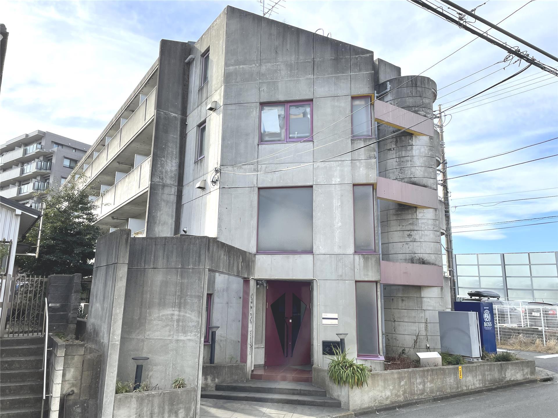 建物外観　重厚感のあるRC造マンション