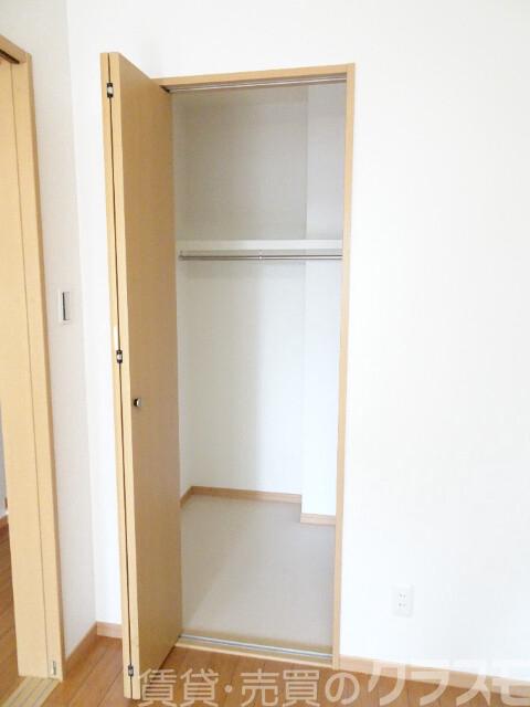 収納　ウォークインクローゼット