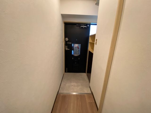 玄関　工事中