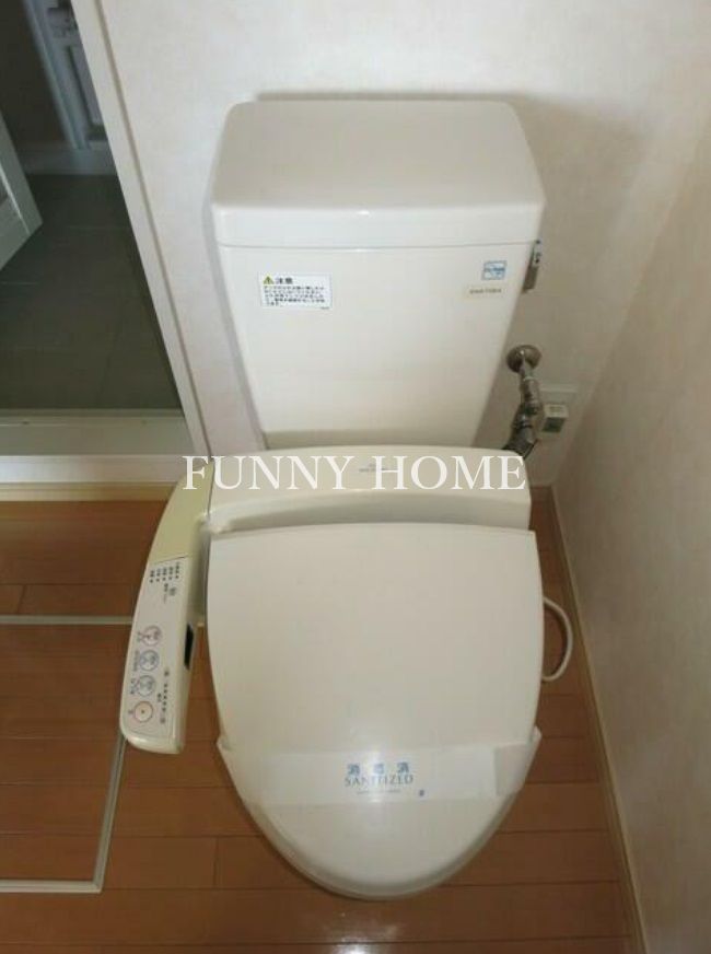 東急田園都市線 池尻大橋駅 徒歩2分 10階建 築24年のトイレ写真