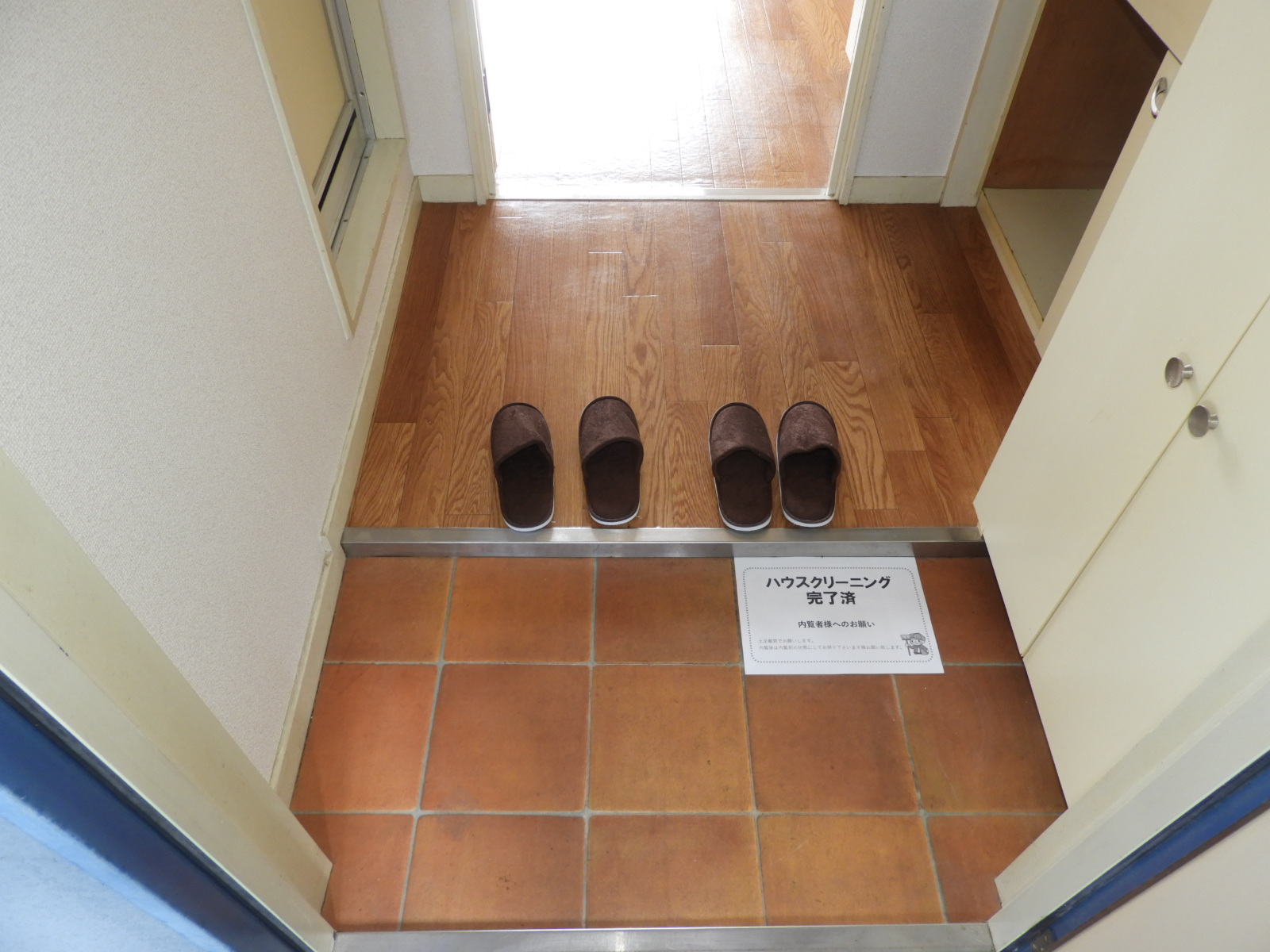 京阪本線 土居駅 徒歩2分 4階建 築34年の玄関写真