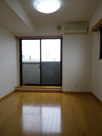 ルーブル中延壱番館の居間写真