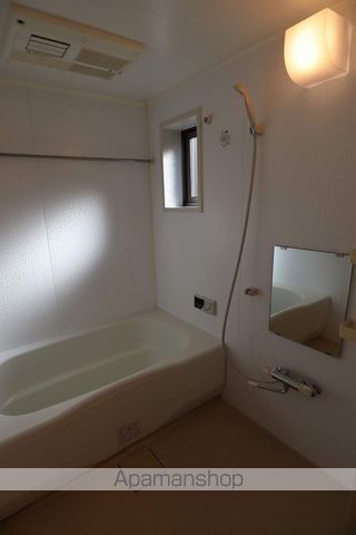 富山地鉄富山港線 粟島駅 徒歩29分 2階建 築20年の風呂写真