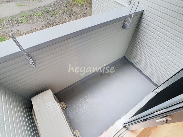 バルコニー　※同系型の写真になります。