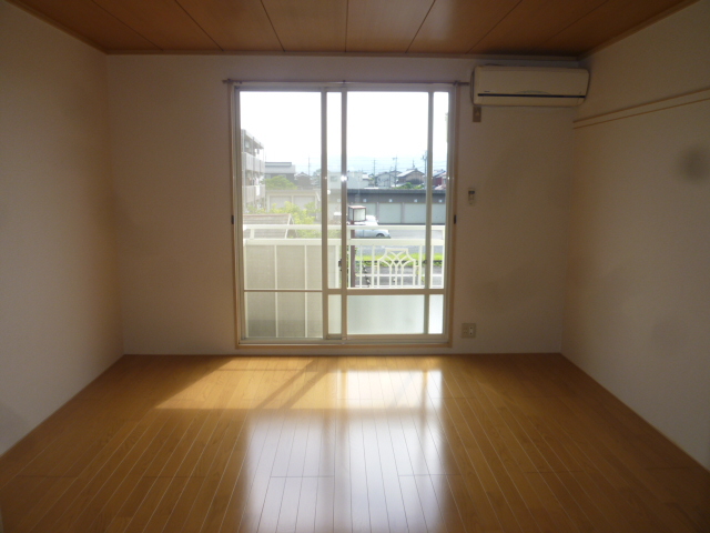 その他設備　エアコン付き