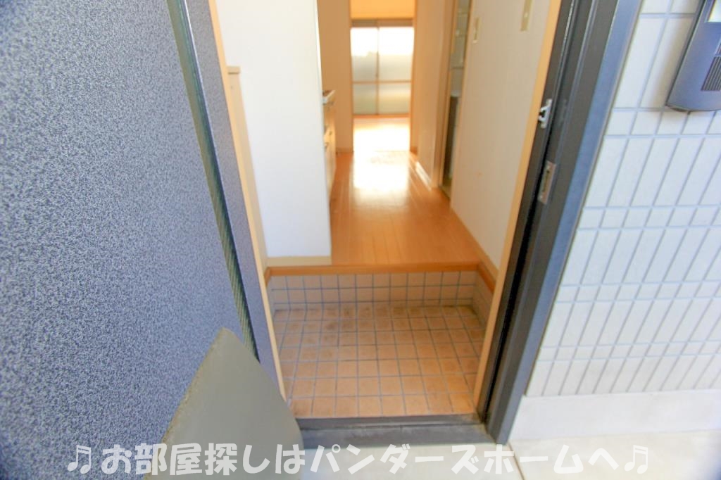 ルミエール新之栄の玄関写真