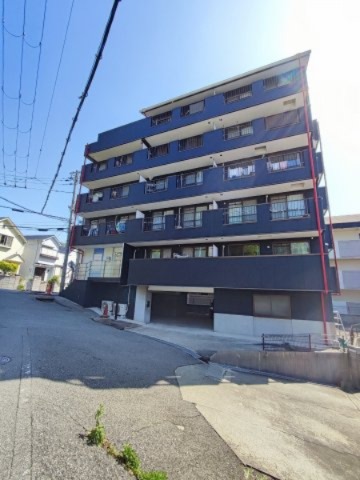 地下鉄西神・山手線 妙法寺駅 徒歩12分 築30年