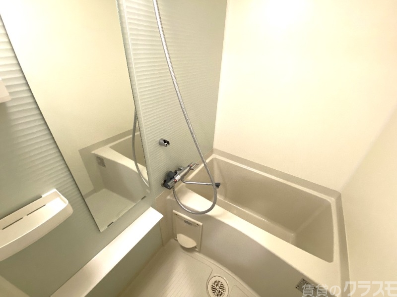 バス・シャワールーム　浴室乾燥機能付きバスルーム！