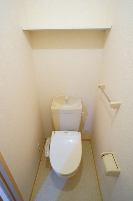 【郡山市富田町のアパートのトイレ】