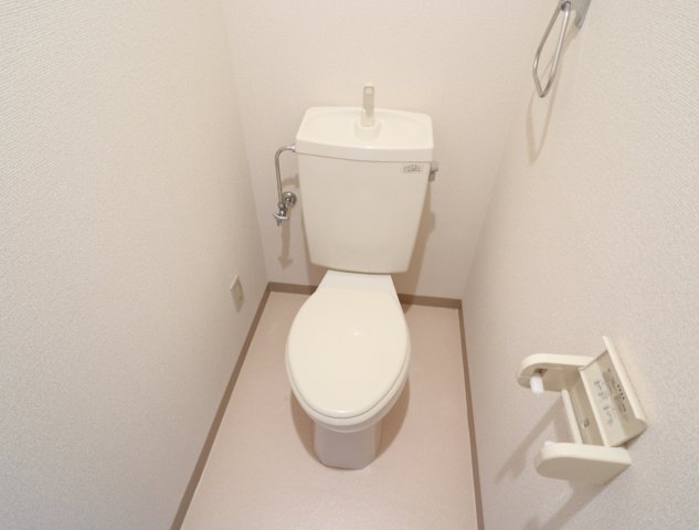 【木津川市州見台のマンションのトイレ】