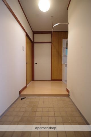 熊本市電健軍線 神水交差点駅 徒歩8分 5階建 築50年の玄関写真