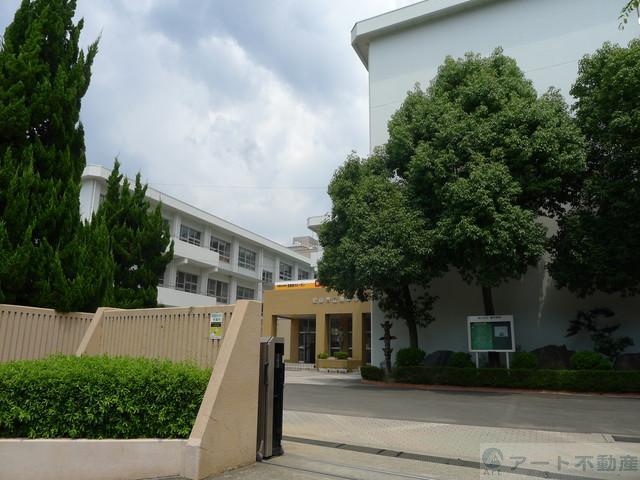 中学校　東中学校（中学校）まで1469m