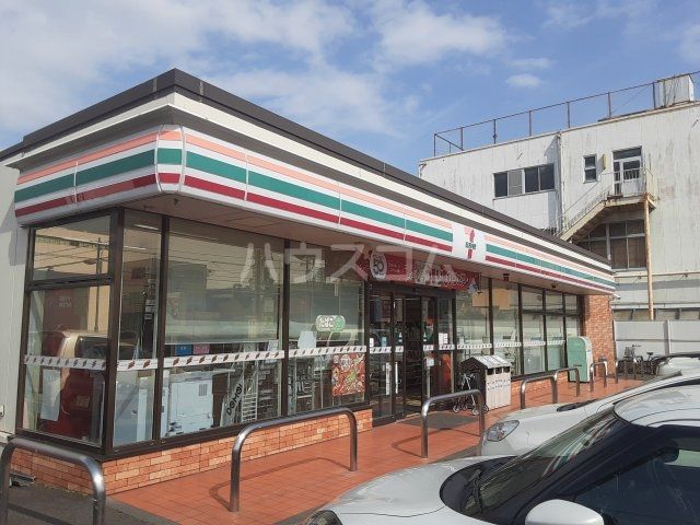 【静岡市駿河区登呂のアパートのコンビニ】