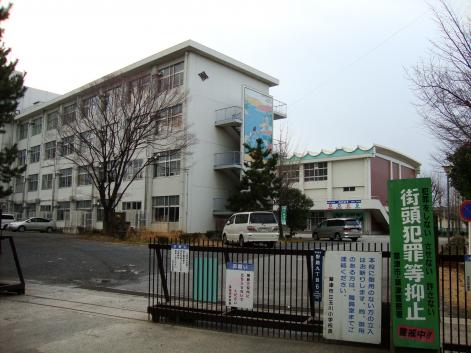 小学校　草津市立玉川小学校（小学校）まで1021m