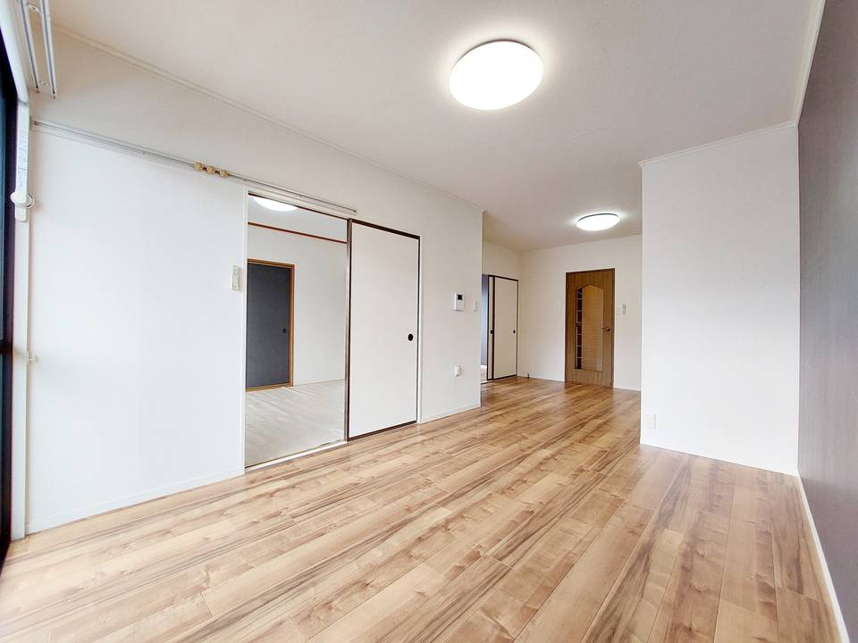 居室・リビング　リビング