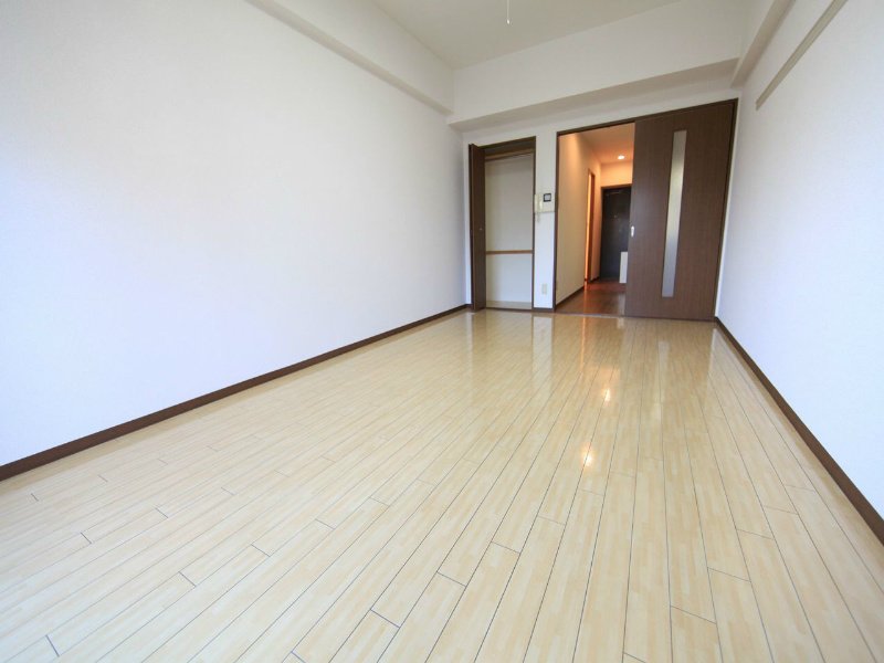 居室・リビング　洋室11.4帖　クローゼット付