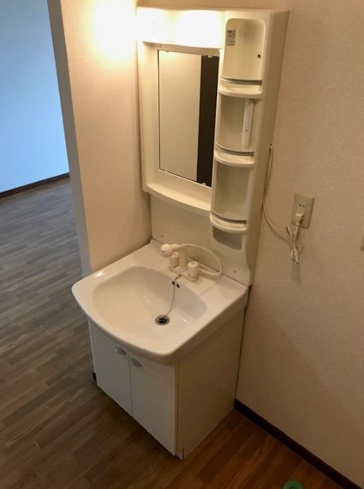 洗面設備　※他部屋参照・現況優先