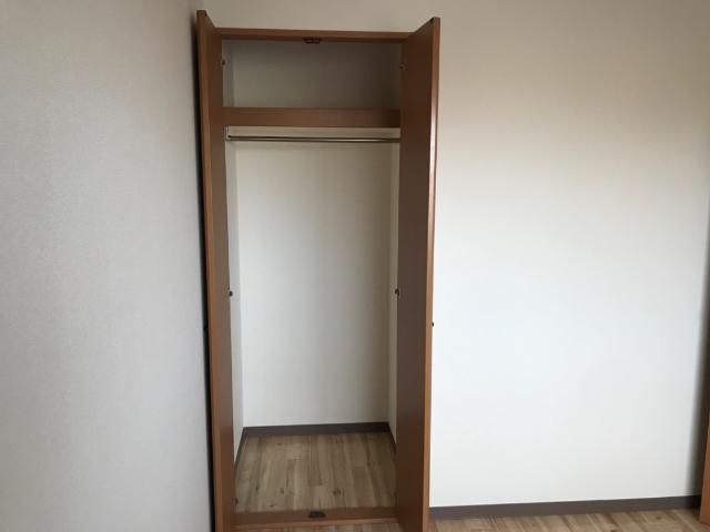 収納　クローゼット