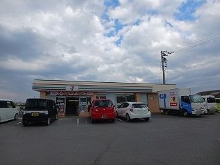 コンビニ　セブンイレブン東かがわ湊店さん（コンビニ）まで1000m