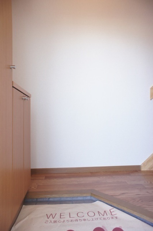 玄関　図面と現状に相違がある場合には現状を優先