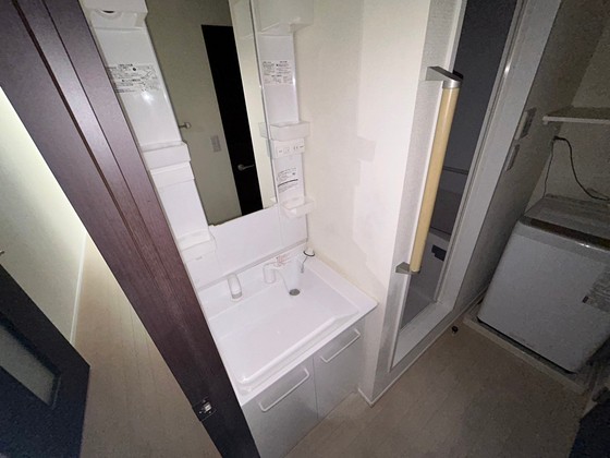 洗面設備　※別部屋の写真です
