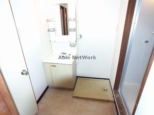 洗面設備　※同型参照参考写真※
