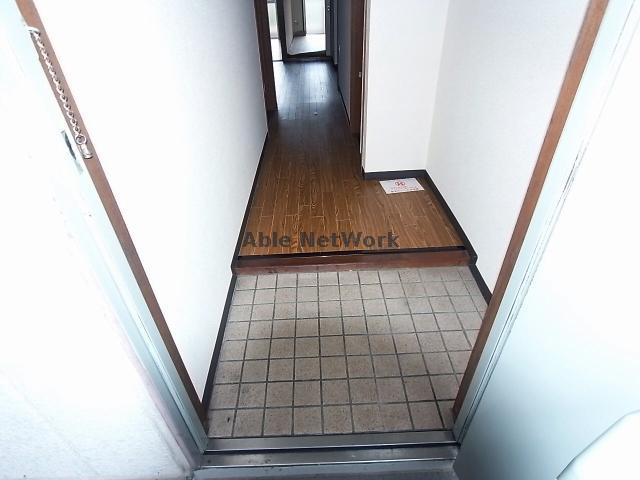 玄関　※同型参照参考写真※