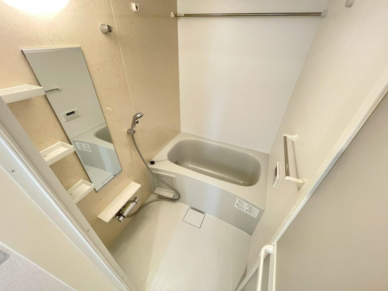 バス・シャワールーム　浴室