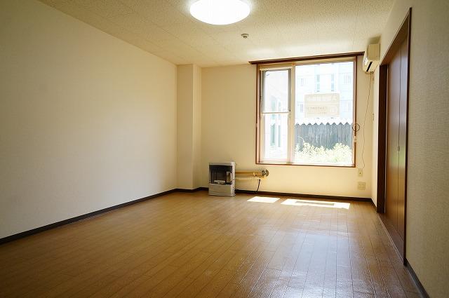 居室・リビング　リビング１