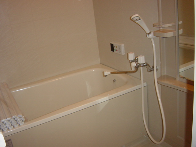 バス・シャワールーム　バス
