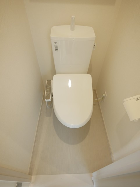 トイレ　※建設中のため同シリーズの参考写真です。