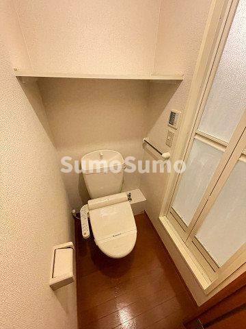 トイレ　落ち着いたトイレです