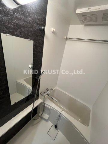 バス・シャワールーム　ゆったり過ごせるお風呂です